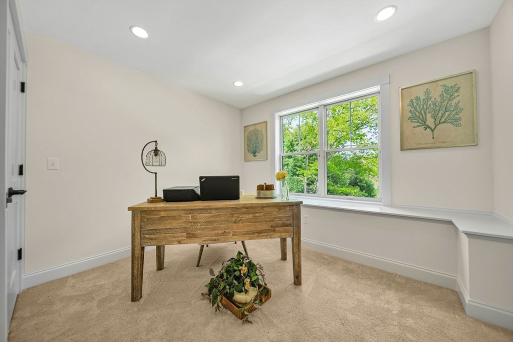 Needham, Massachusetts 02492, United States, 6 Bedrooms Bedrooms, ,7 BathroomsBathrooms,Residential,Active,130471