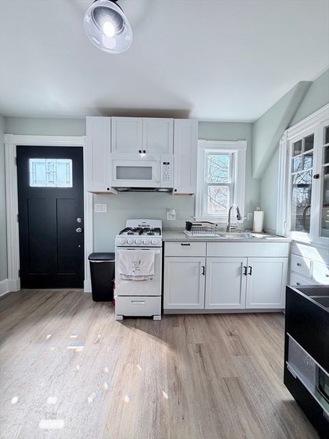 82 Hyde Park St 2 Dedham MA 02026