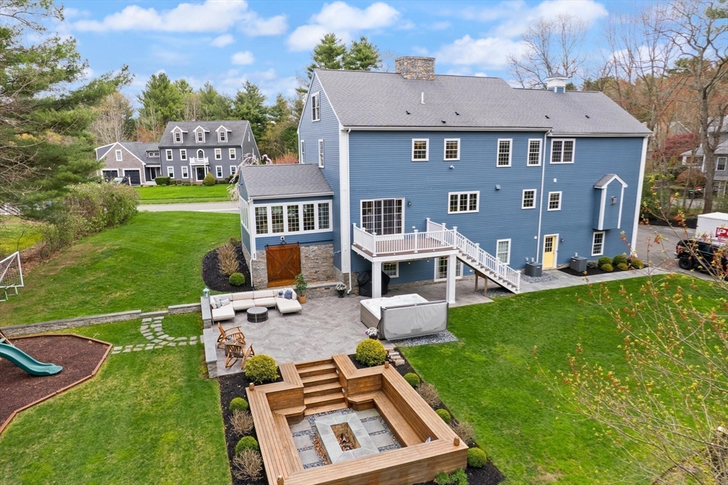 65 Stonegate Dr