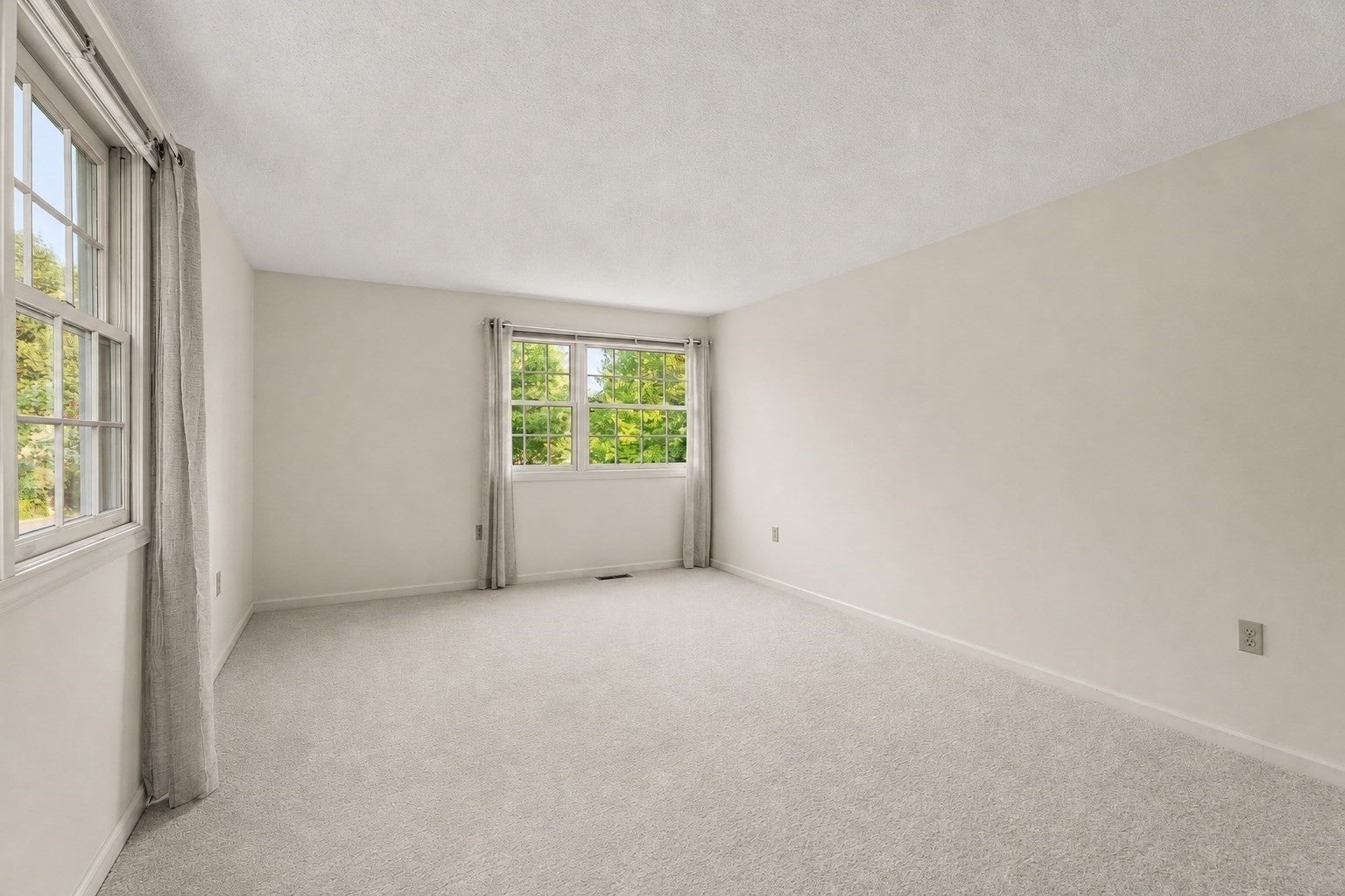 81 Clear Pond Drive #81, Walpole, MA, 81 Clear Pond Drive #81, Walpole, MA Photo #21