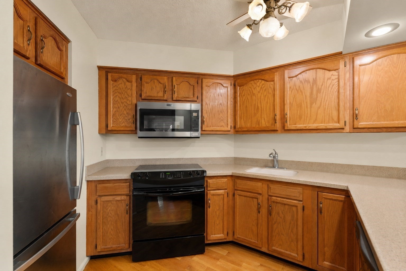 81 Clear Pond Drive #81, Walpole, MA, 81 Clear Pond Drive #81, Walpole, MA Photo #11