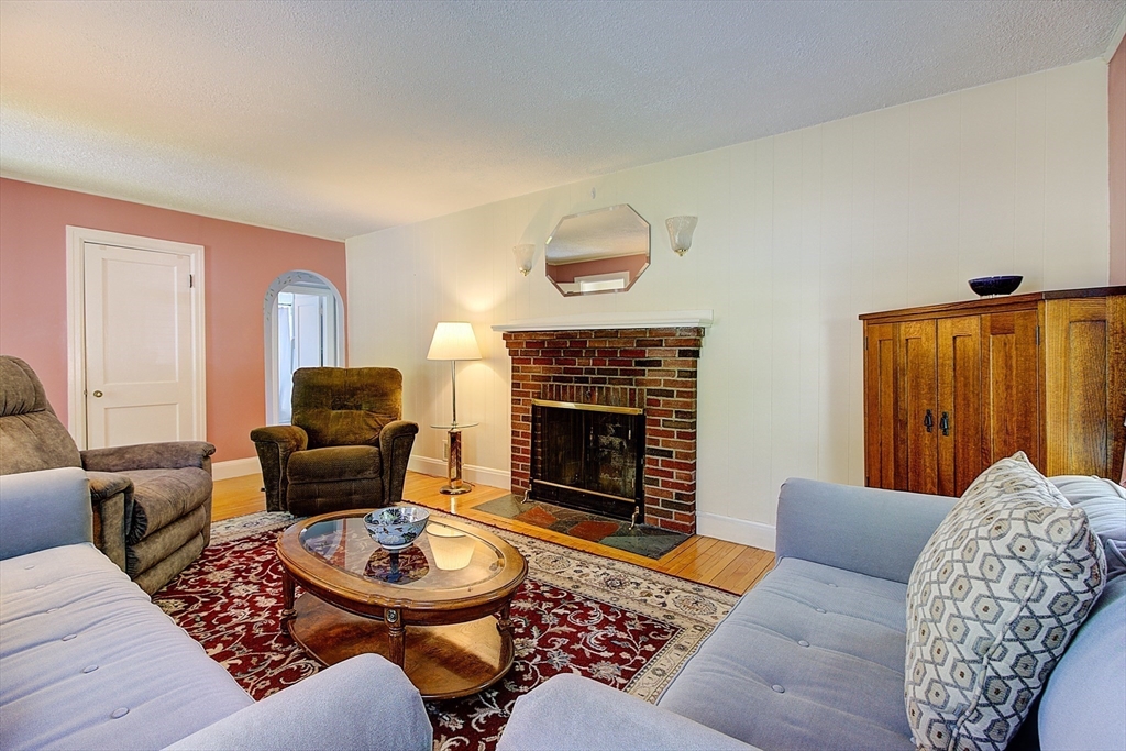 326 Norwood