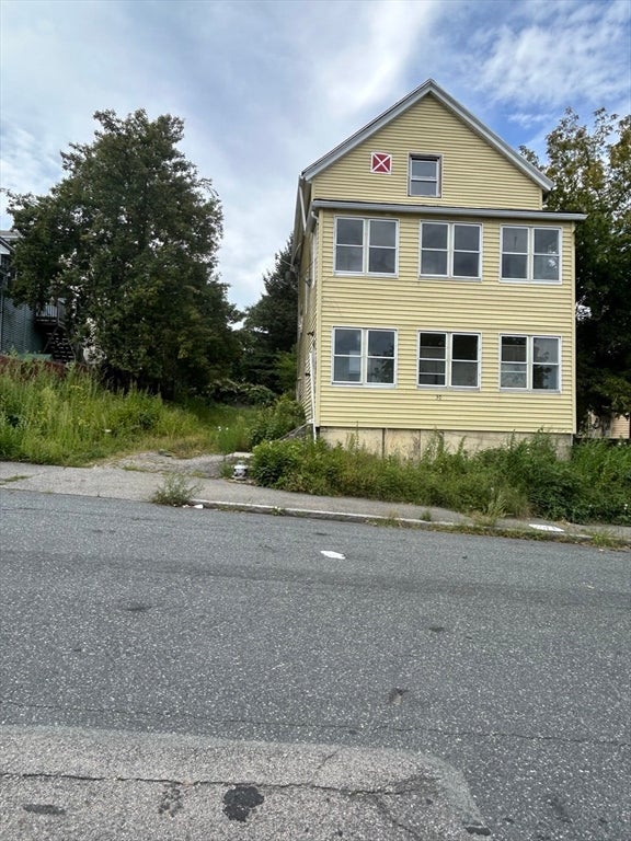 Photo of 30 Penn Ave, Worcester, MA