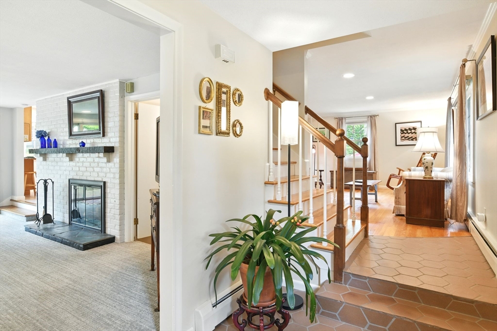 88 Redfern Dr