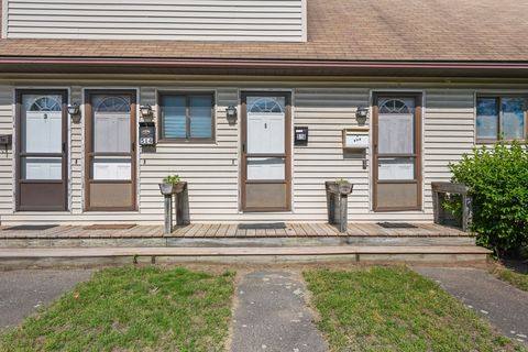 516 High Street 516 Clinton MA 01510