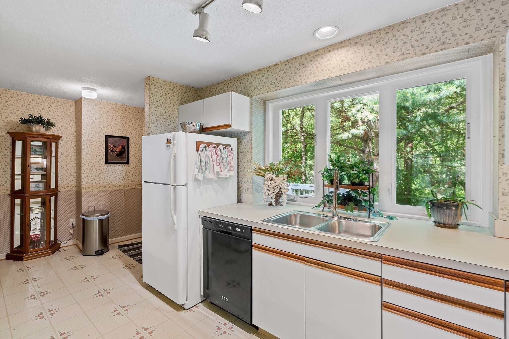 101 South Ave #1004, Attleboro, MA, 101 South Ave #1004, Attleboro, MA Photo #11