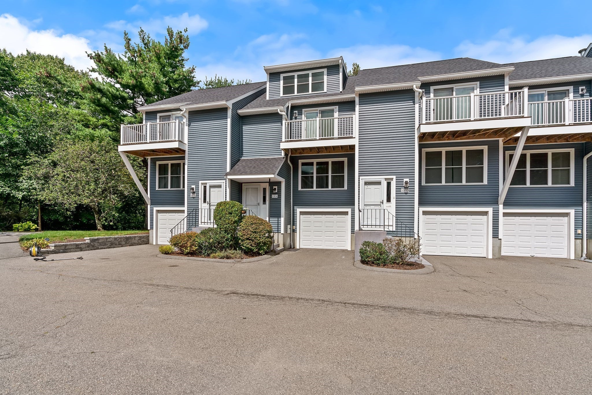 101 South Ave 1004