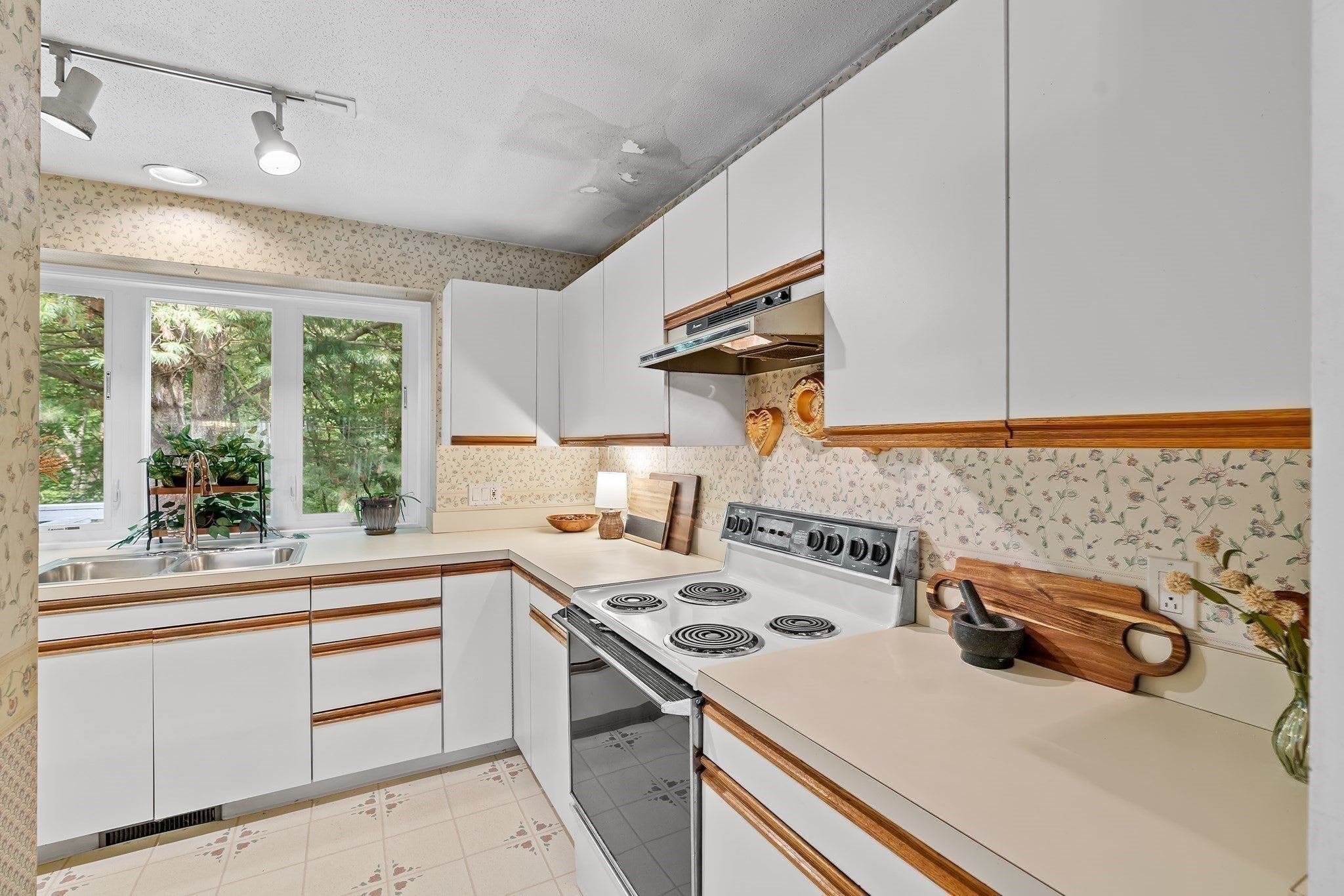 101 South Ave #1004, Attleboro, MA, 101 South Ave #1004, Attleboro, MA Photo #8