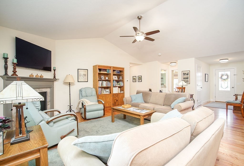 308 Miller Street 72