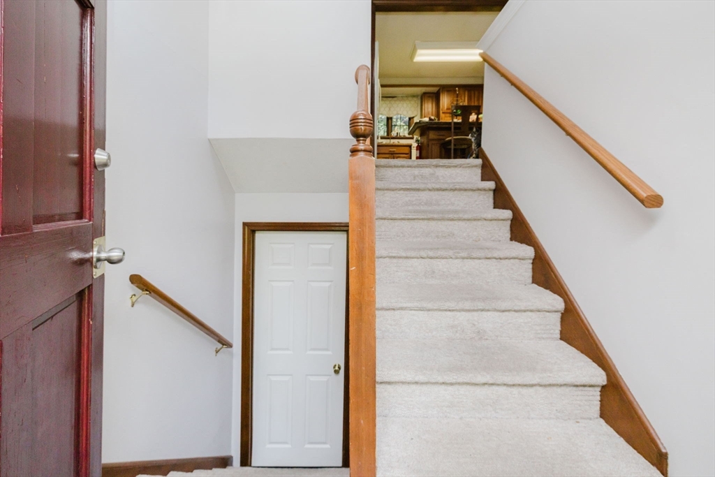 84 Fairview Ave