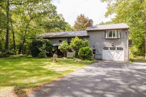 84 Fairview Ave Rehoboth MA 02769