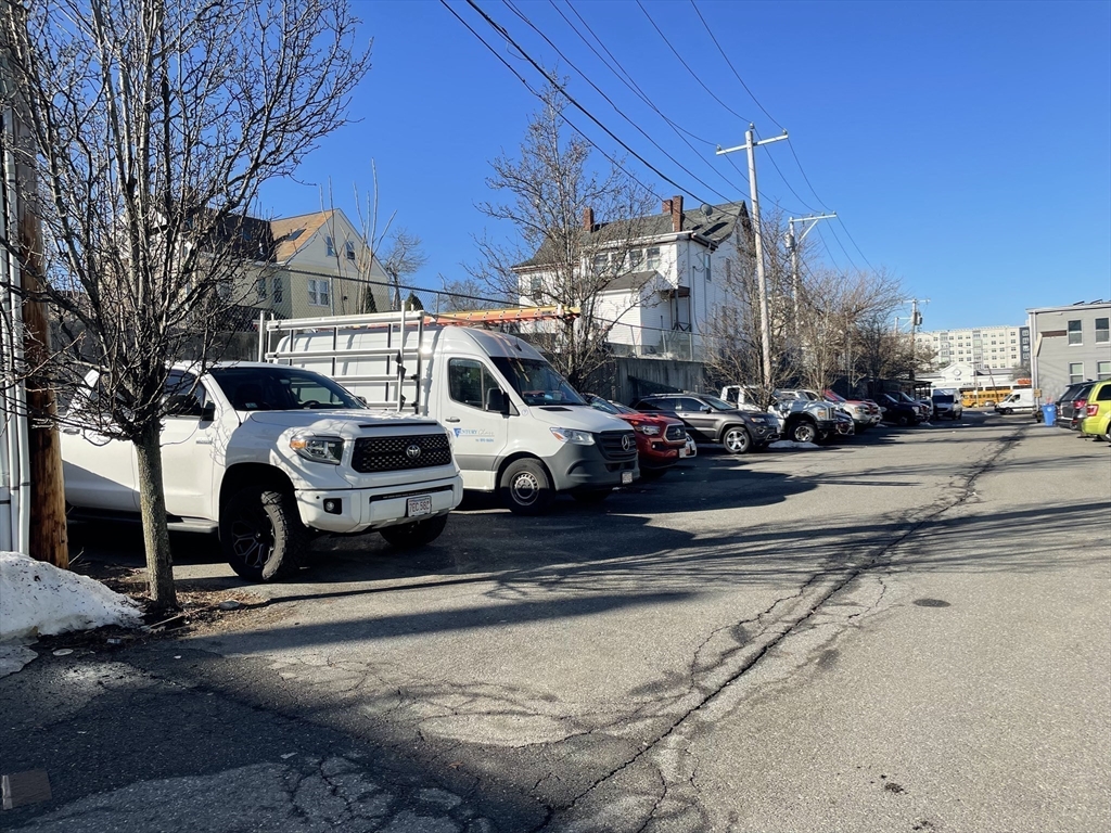 28 Summer Avenue 3,4 &4A