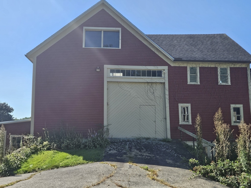 7 Williamsville Rd