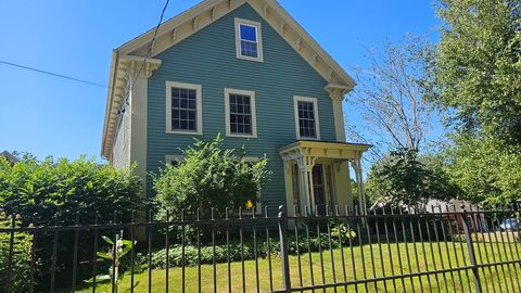 7 Williamsville Rd Hubbardston MA 01452