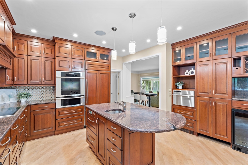 1 Knollwood Dr