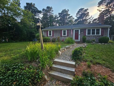 3 Kenneth St Sandwich MA 02537