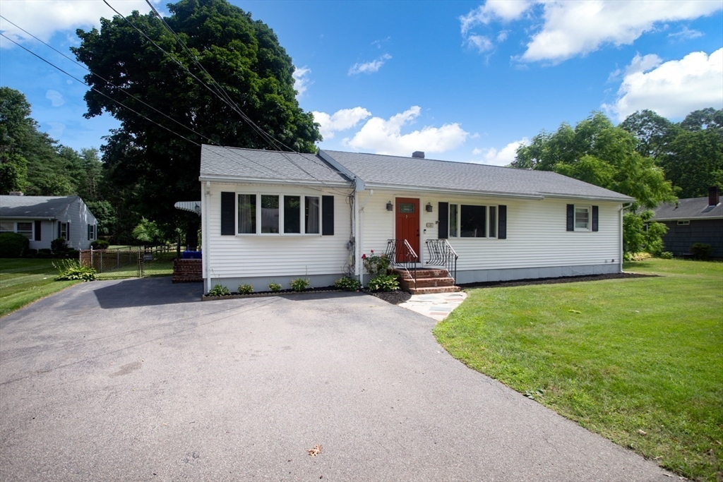 121 Alfred Lord Blvd