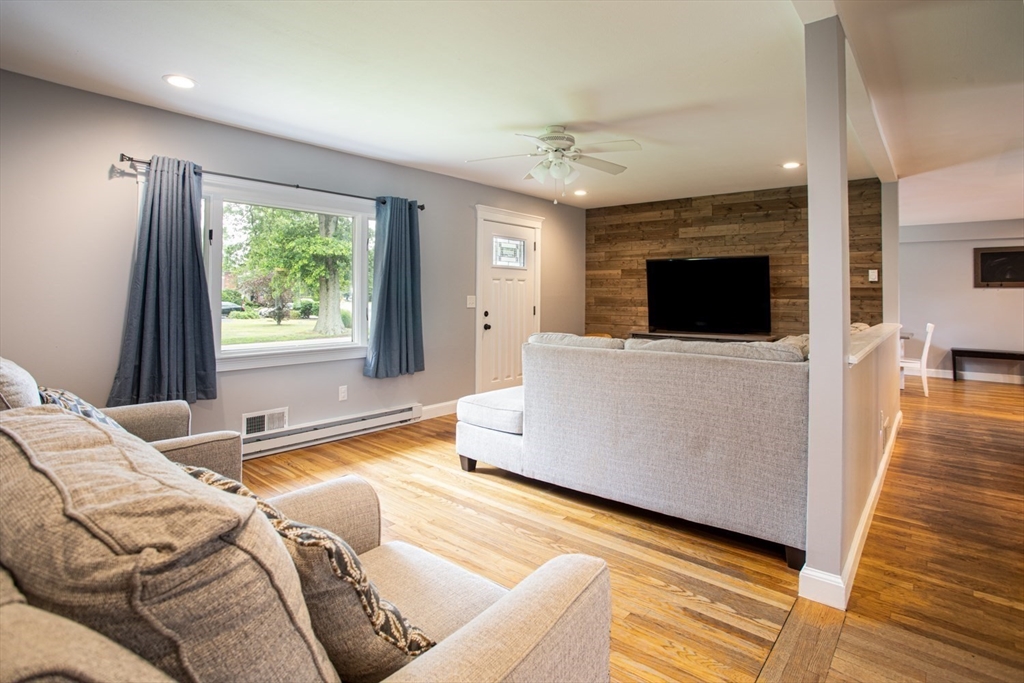 121 Alfred Lord Blvd