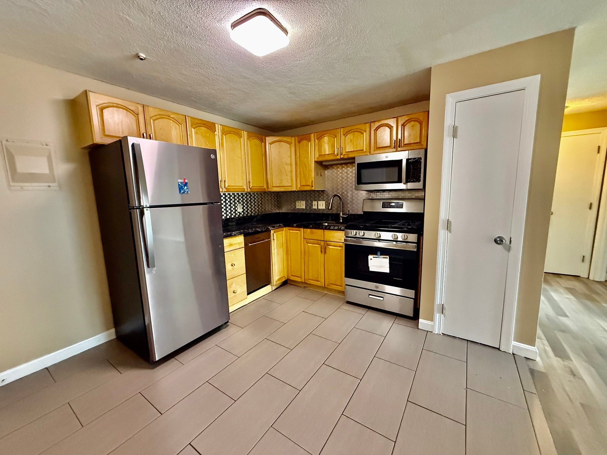 5 Kenmar Drive #7, Billerica, MA Photo #2