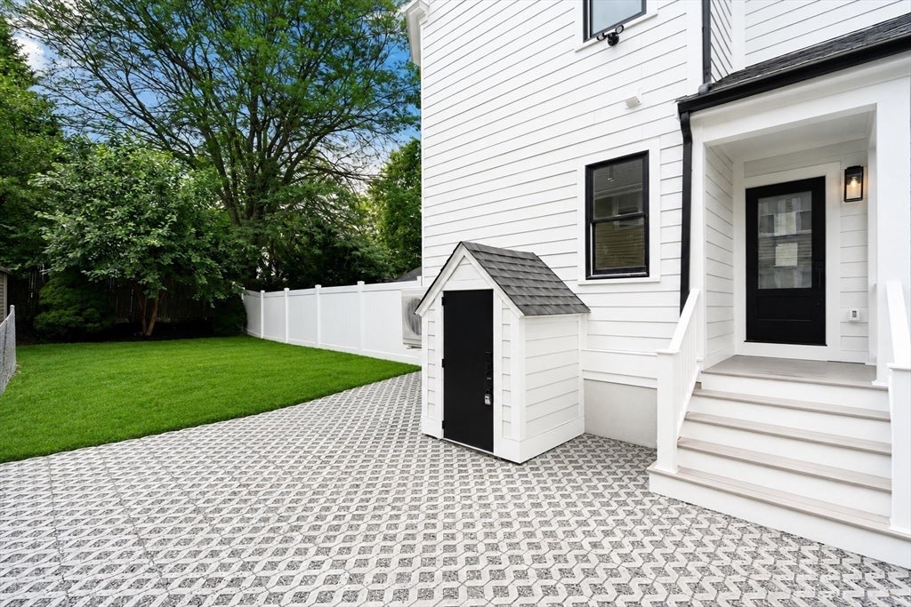 220 Sycamore Street #1, Watertown, MA, 220 Sycamore Street #1, Watertown, MA Photo #29