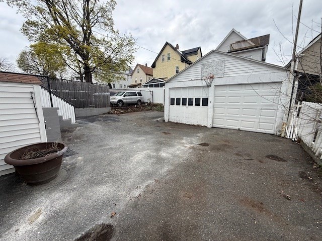 159 Jefferson Avenue