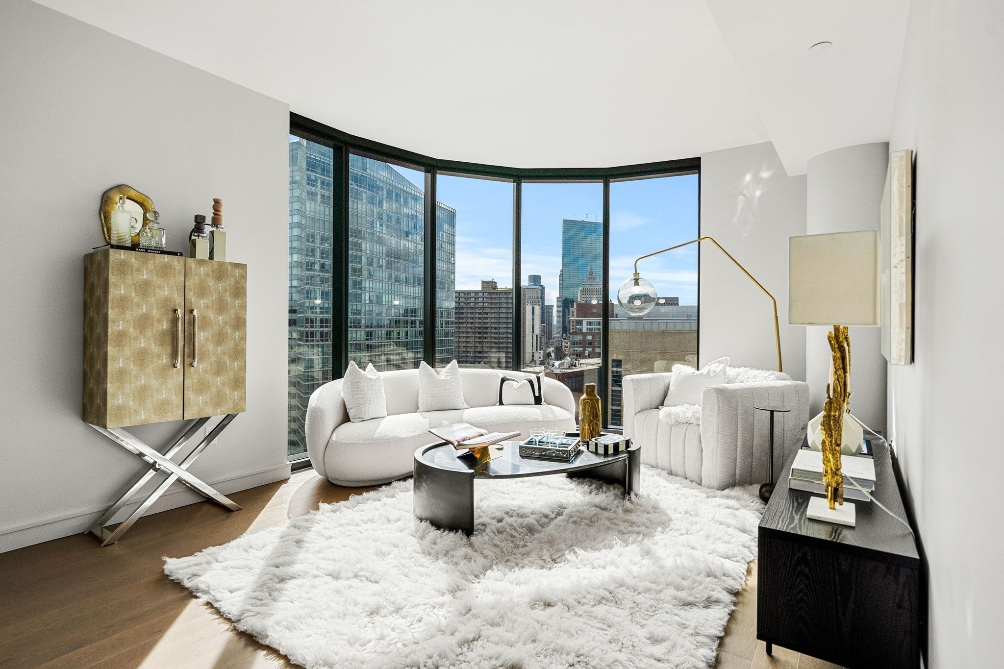 55 Lagrange St PH21B