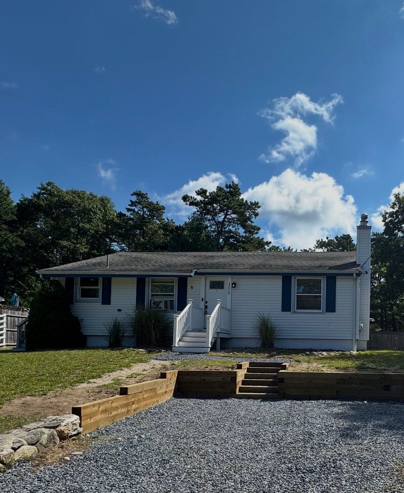 111 Wareham Lake Shore Dr, Wareham, MA Photo #1
