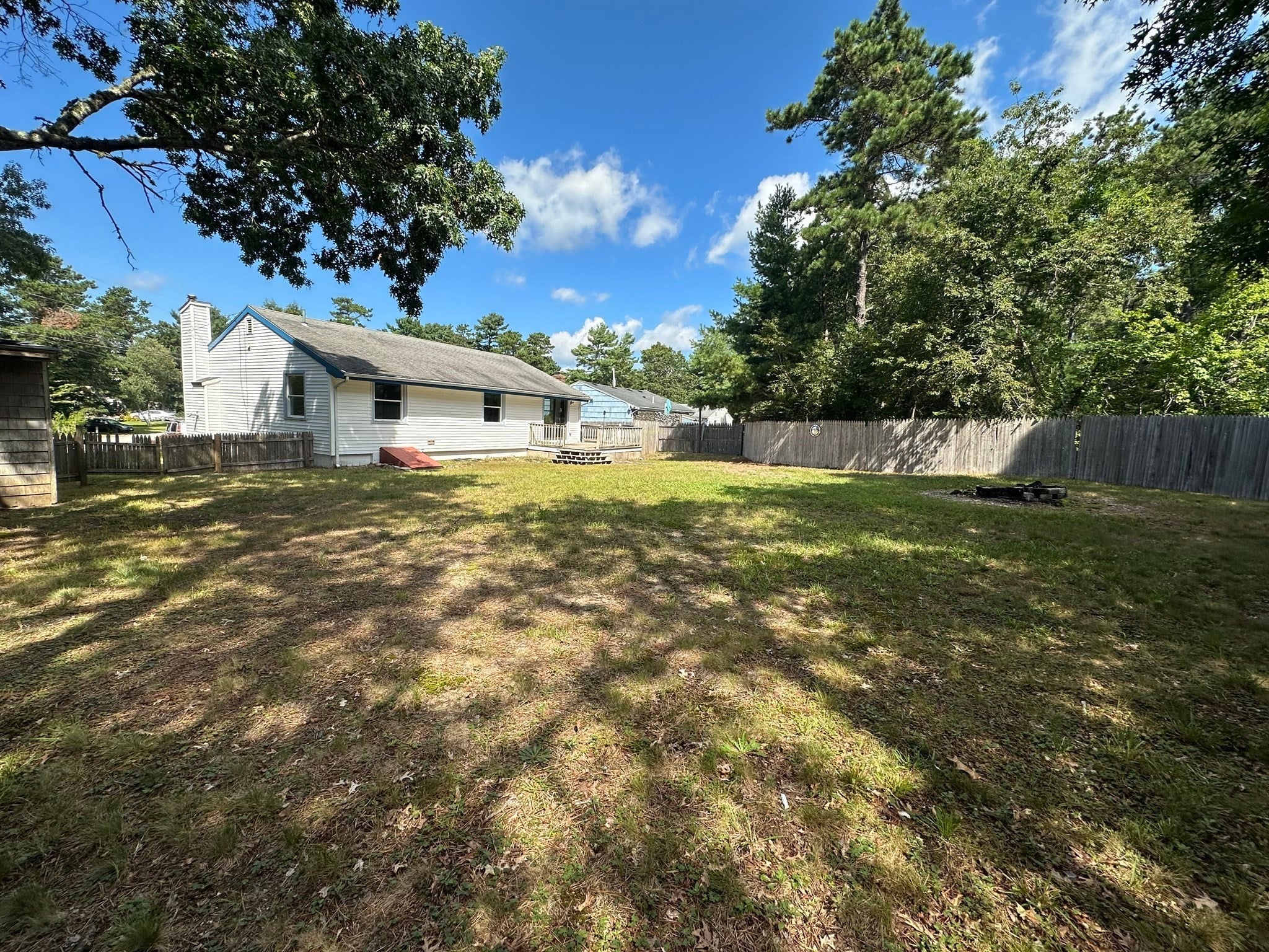 111 Wareham Lake Shore Dr, Wareham, MA Photo #6