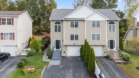 44 Dixfield St Worcester MA 01606