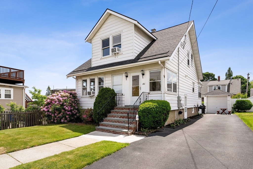 101 Bayfield Rd S