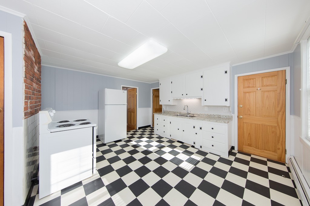 271 North Washington St 1