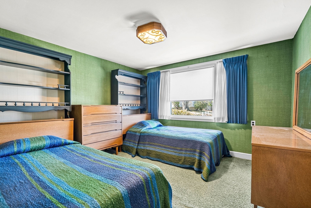 Needham, Massachusetts 02494, United States, 3 Bedrooms Bedrooms, ,1 BathroomBathrooms,Residential,Pending,100342