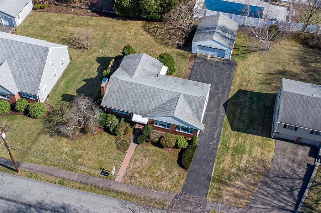 Needham, Massachusetts 02494, United States, 3 Bedrooms Bedrooms, ,1 BathroomBathrooms,Residential,Pending,100342