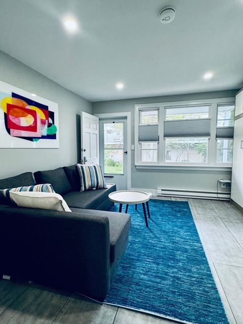MLS: 73354281