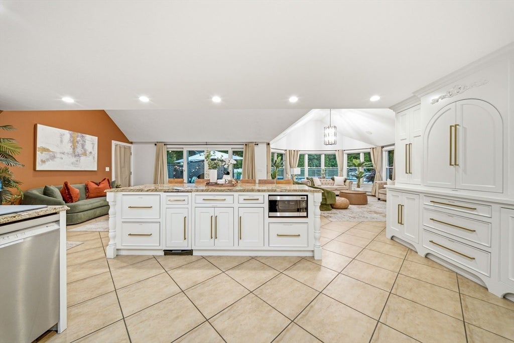 21 Monisa Kay Dr, Plymouth, MA, 21 Monisa Kay Dr, Plymouth, MA Photo #7