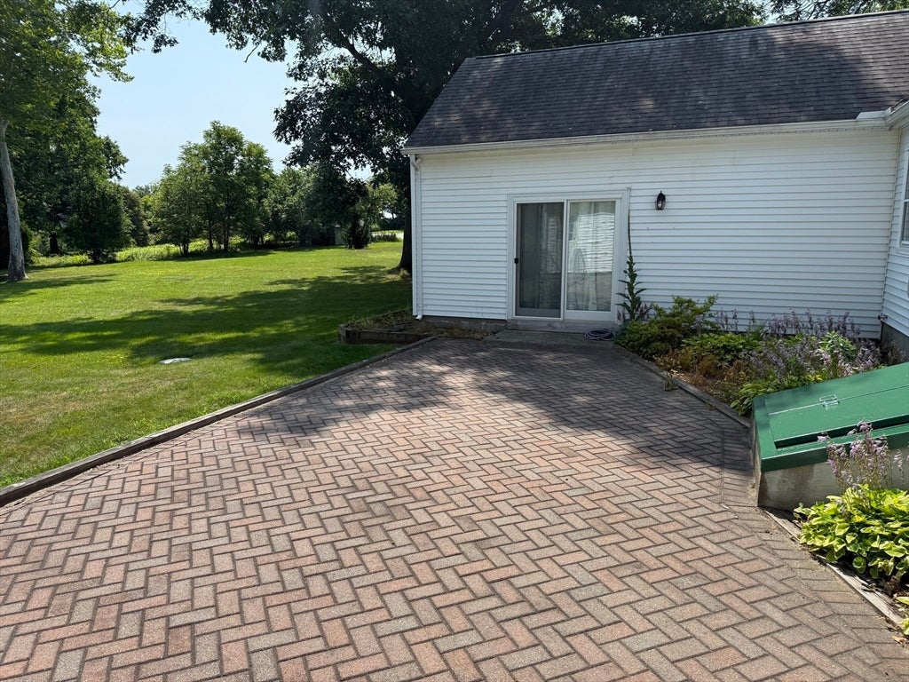 1030 South East Street, Amherst, MA, 1030 South East Street, Amherst, MA Photo #7