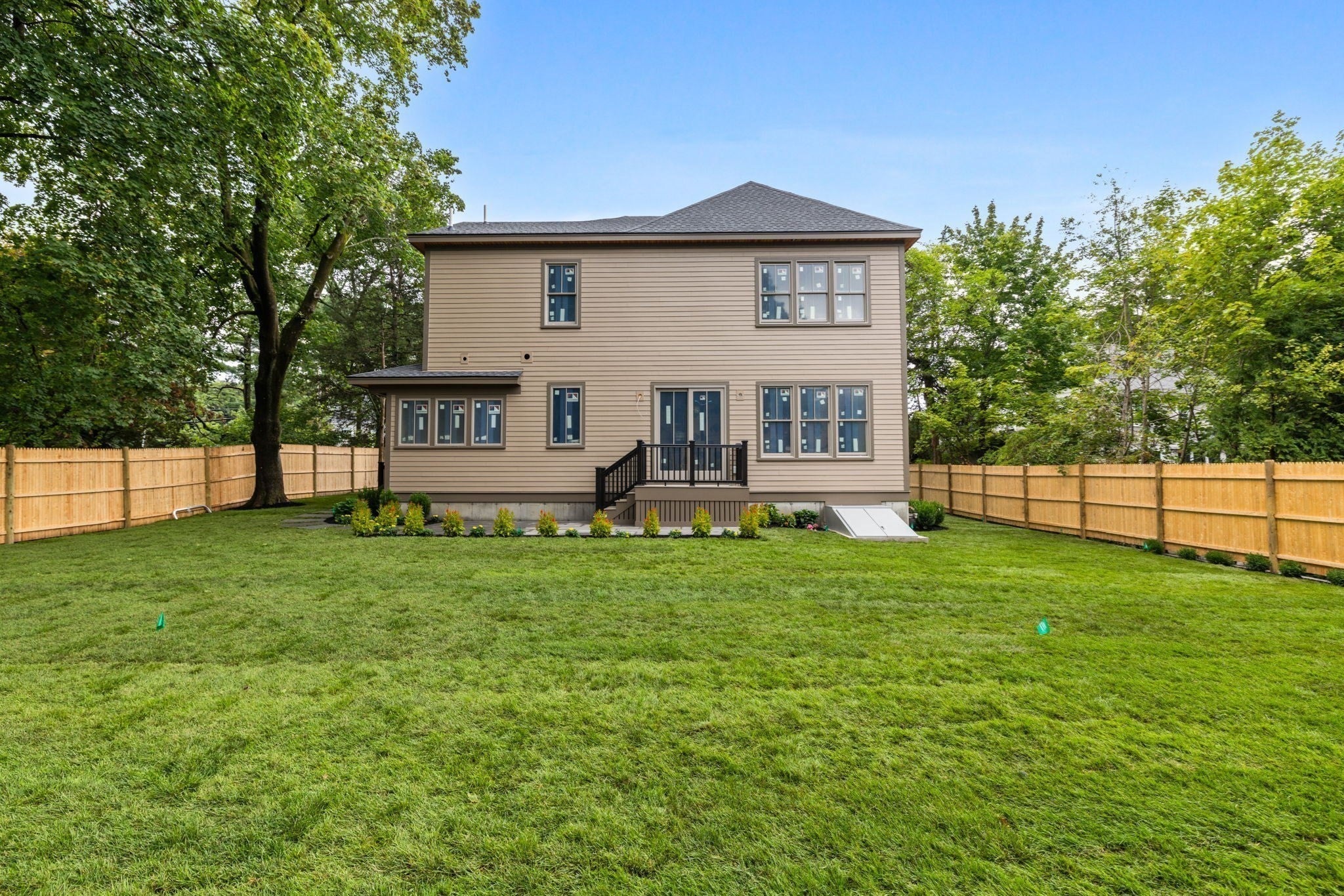 564 Chestnut St, Needham, MA, 564 Chestnut St, Needham, MA Photo #14