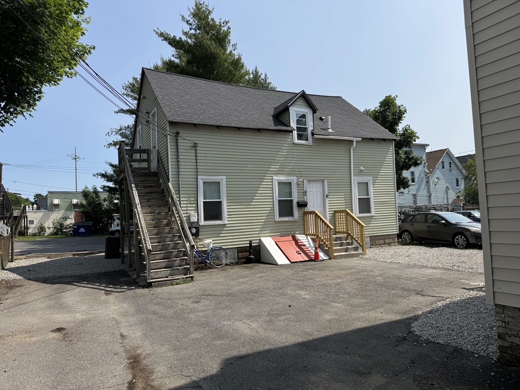 6 & 6R Holman St