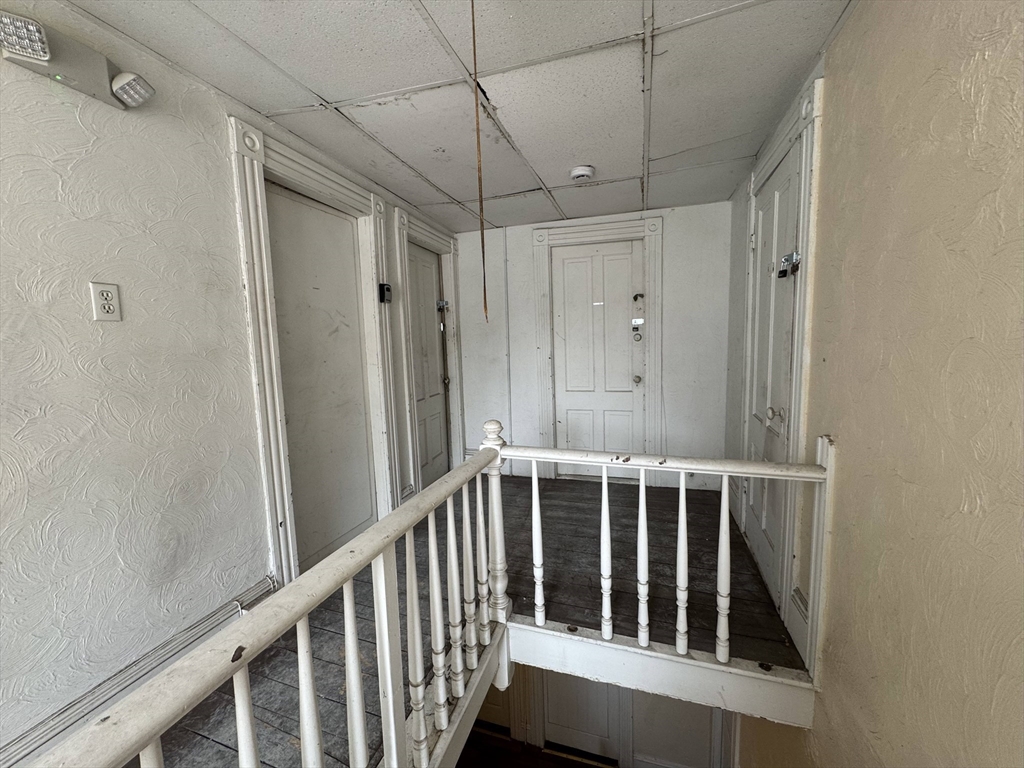 Attleboro, Massachusetts 02703, United States, 14 Bedrooms Bedrooms, ,5 BathroomsBathrooms,Residential,Active,151046