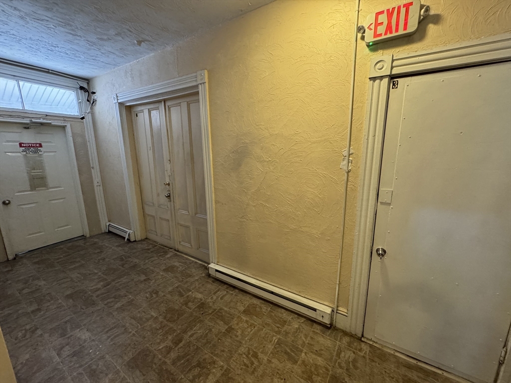 Attleboro, Massachusetts 02703, United States, 14 Bedrooms Bedrooms, ,5 BathroomsBathrooms,Residential,Active,151046