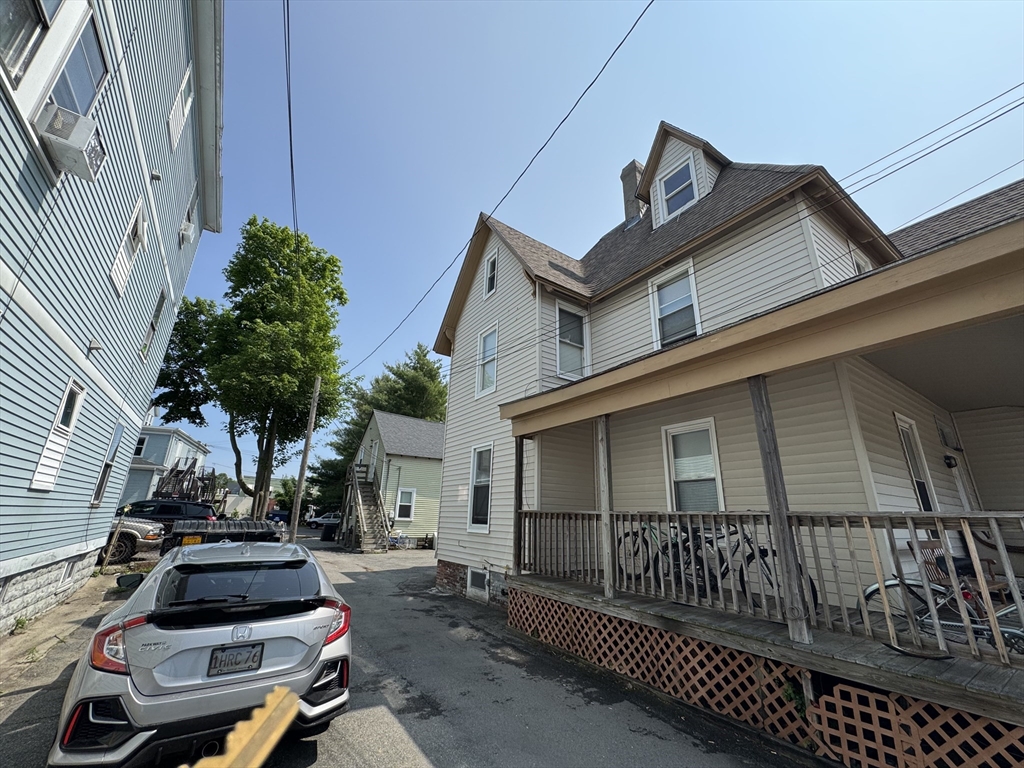 Attleboro, Massachusetts 02703, United States, 14 Bedrooms Bedrooms, ,5 BathroomsBathrooms,Residential,Active,151046