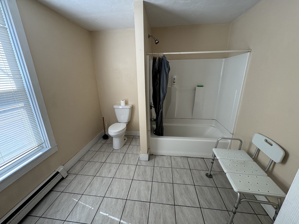 Attleboro, Massachusetts 02703, United States, 14 Bedrooms Bedrooms, ,5 BathroomsBathrooms,Residential,Active,151046