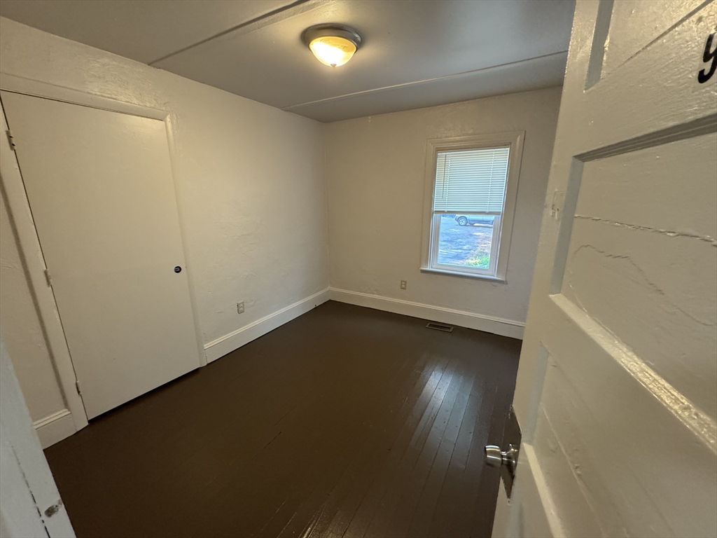 Attleboro, Massachusetts 02703, United States, 14 Bedrooms Bedrooms, ,5 BathroomsBathrooms,Residential,Active,151046