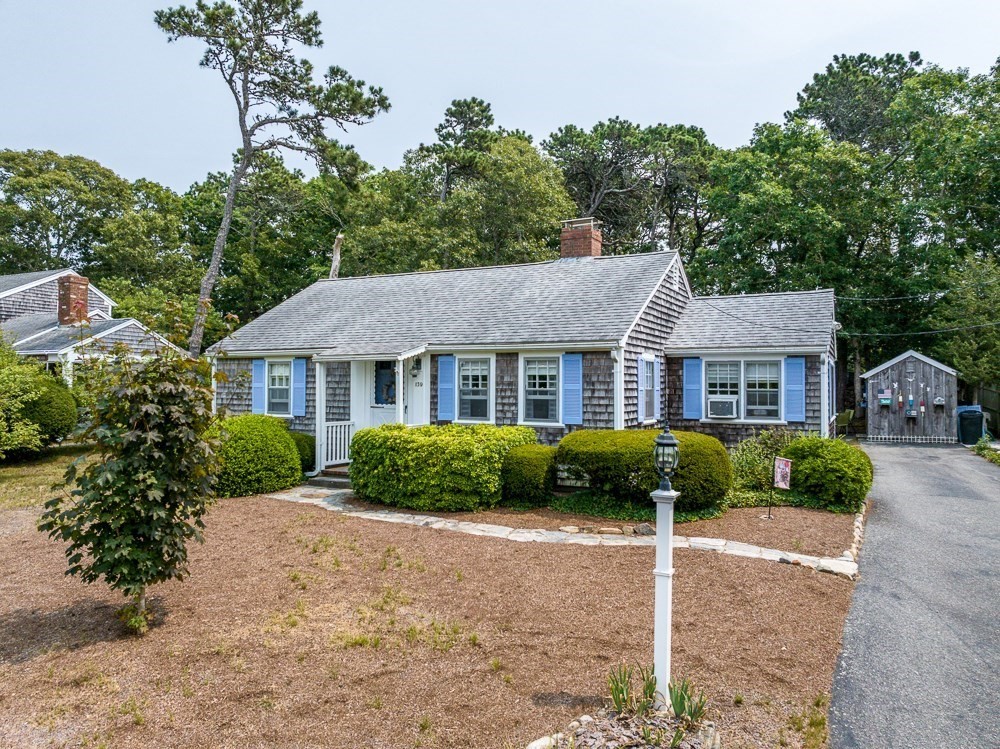 139 Clearwater Dr