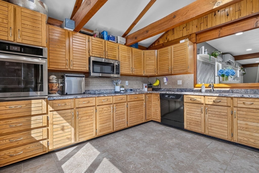 25 Warren Street #25, Stoneham, MA Photo #10