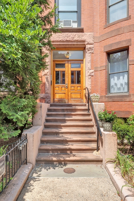 405 Marlborough St 31