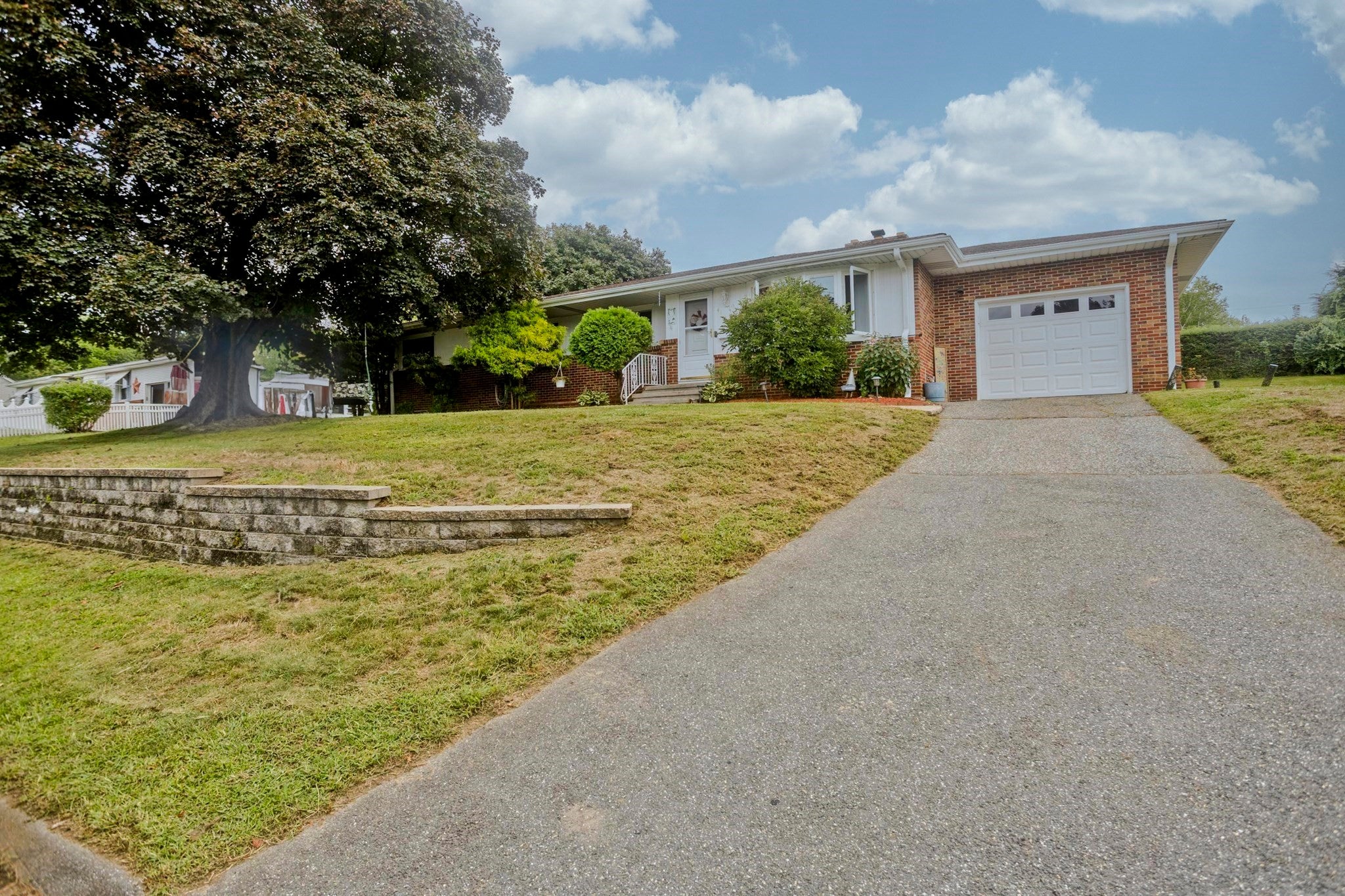 41 Marlborough St, Chicopee, MA, 41 Marlborough St, Chicopee, MA Photo #2