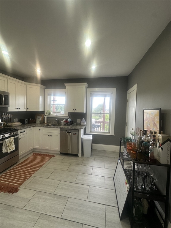 10 Houghton St #3, Boston, MA, 10 Houghton St #3, Boston, MA Photo #3