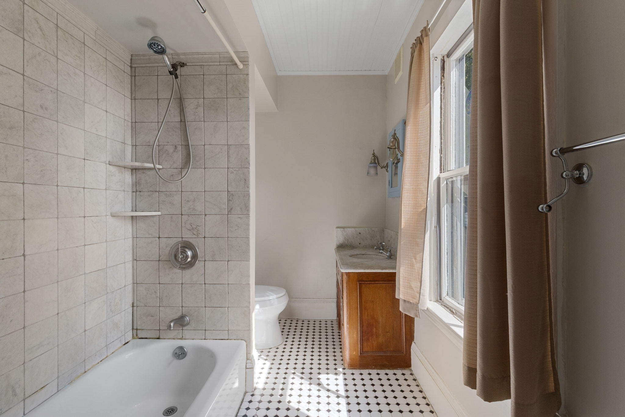 984 Chestnut St #2, Newton, MA, 984 Chestnut St #2, Newton, MA Photo #11