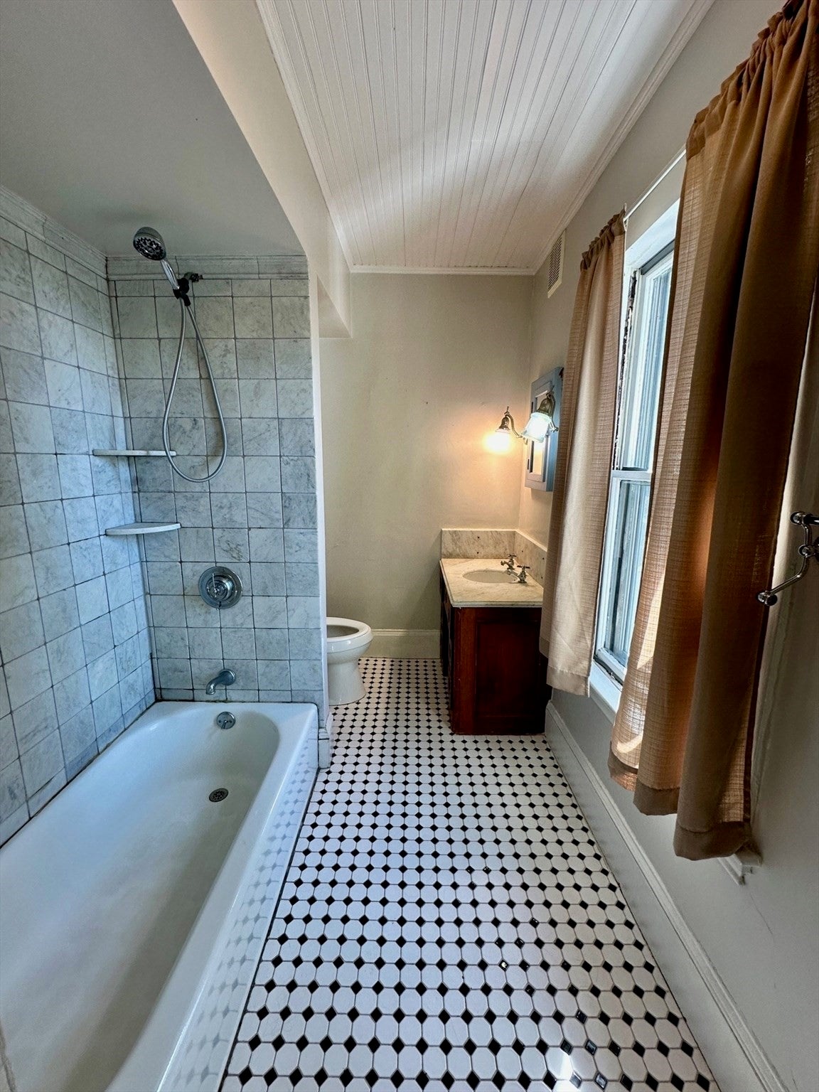 984 Chestnut St #2, Newton, MA, 984 Chestnut St #2, Newton, MA Photo #9